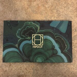 HIPDOT Green Eyeshadow Palette